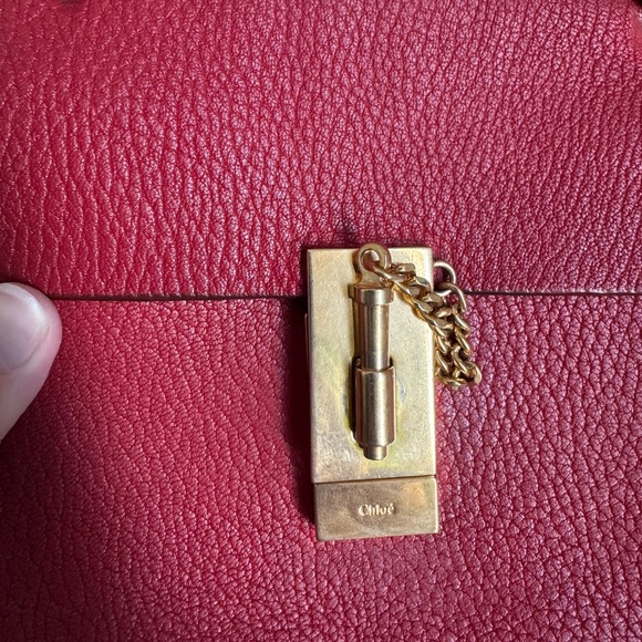 Chloe Drew - Picture 2 of 10